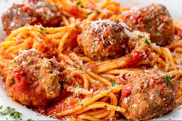spaghetti and meatballs pasta